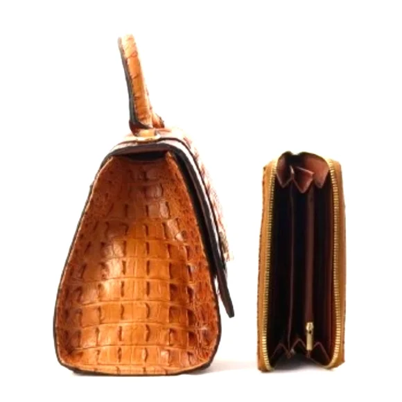 Handbag - Picture 7 of 10